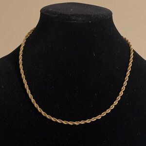 Elegant Vintage Gold Tone Rope Chain Necklace